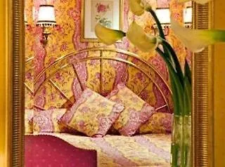 Fougere Hotel