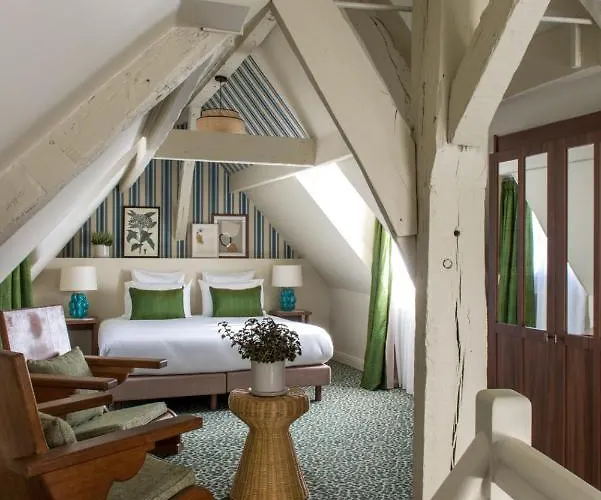 Fougere 4* パリ