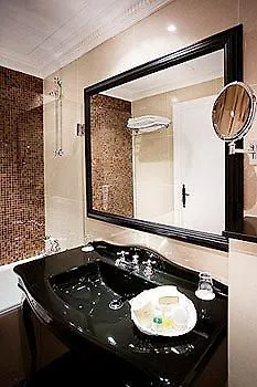 Fougere ホテル 4*