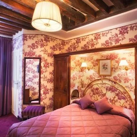 Fougere 4* Parijs