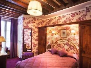 Fougere ホテル 4*