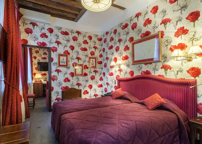 Fougère Hotel
