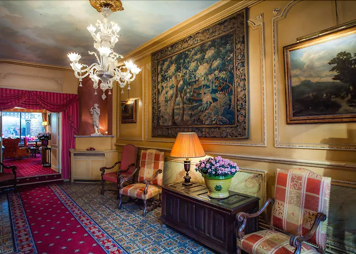 Fougère Hotel 4*